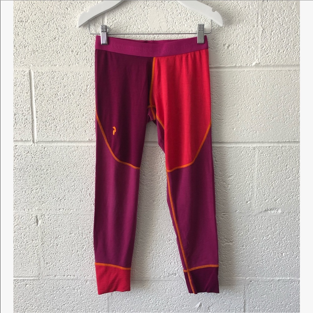 Peak Performance colorblock youth sz: 140CM